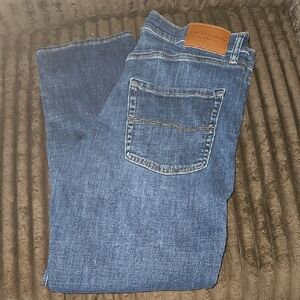 Lucky Brand Men's Straight Jeans - Medium Blue Denim with Brown Patch
